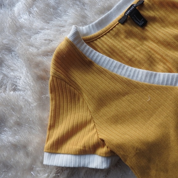 forever 21 white & yellow crop top shirt v neck - Picture 3 of 5